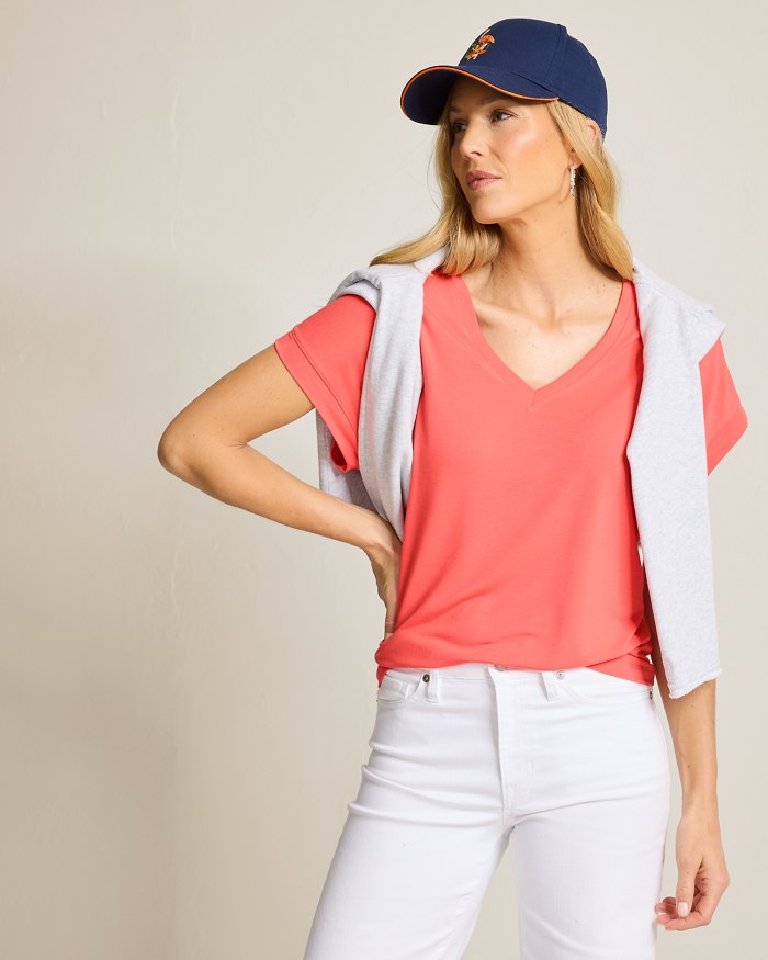 Kauai V-Neck T-Shirt