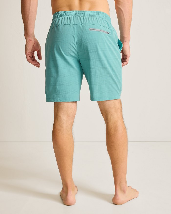 Huntington Bay E-Waist Hybrid 8-Inch Shorts